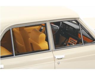 Fiat 130 Berlina 3200 1971 Giallo-beige Laudoracing 1:18 Resinemodell (Türen, Motorhaube... nicht zu öffnen!)